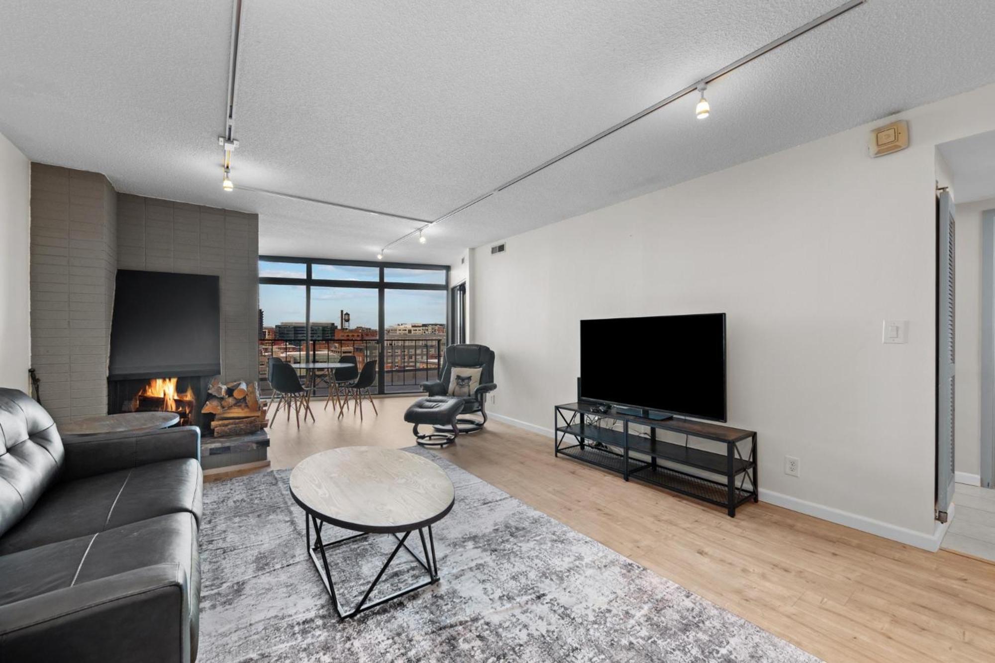 Apartamento 1777 Larimer St #903 DEN